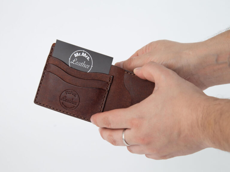 Leather bifold wallet IMG_7688