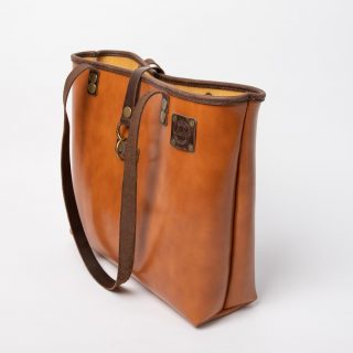 Leather tote bag clasp slip lock IMG_2880